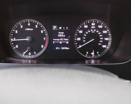 Красный Хендай Соната, объемом двигателя 2.36 л и пробегом 199 тыс. км за 11000 $, фото 19 на Automoto.ua