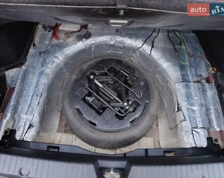 Красный Хендай Соната, объемом двигателя 2.36 л и пробегом 184 тыс. км за 6900 $, фото 9 на Automoto.ua