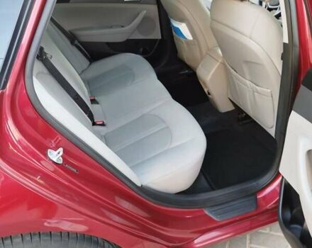 Красный Хендай Соната, объемом двигателя 2.36 л и пробегом 199 тыс. км за 11000 $, фото 13 на Automoto.ua