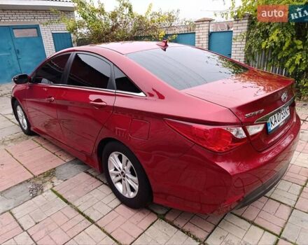 Красный Хендай Соната, объемом двигателя 2.36 л и пробегом 183 тыс. км за 6500 $, фото 4 на Automoto.ua