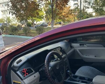 Красный Хендай Соната, объемом двигателя 2.36 л и пробегом 280 тыс. км за 8500 $, фото 6 на Automoto.ua