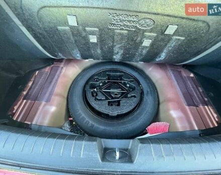 Красный Хендай Соната, объемом двигателя 2.4 л и пробегом 170 тыс. км за 9000 $, фото 13 на Automoto.ua