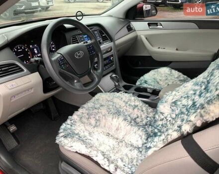 Червоний Хендай Соната, об'ємом двигуна 2.4 л та пробігом 150 тис. км за 9080 $, фото 26 на Automoto.ua