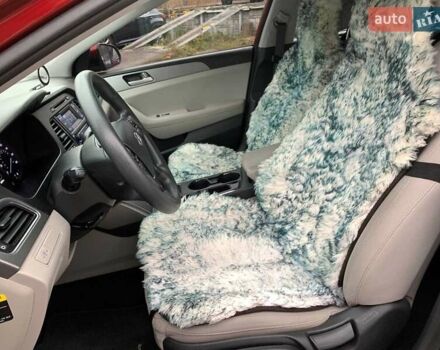 Червоний Хендай Соната, об'ємом двигуна 2.4 л та пробігом 150 тис. км за 9080 $, фото 27 на Automoto.ua