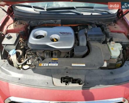 Хендай Соната 2015 в Львове на Automoto.ua Красный Хендай Соната, объемом двигателя 2 л и пробегом 140 тыс. км за 1600 $, фото 10 на Automoto.ua