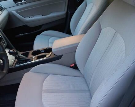 Красный Хендай Соната, объемом двигателя 2 л и пробегом 121 тыс. км за 14000 $, фото 11 на Automoto.ua