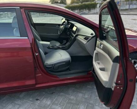 Красный Хендай Соната, объемом двигателя 2.36 л и пробегом 130 тыс. км за 10500 $, фото 7 на Automoto.ua