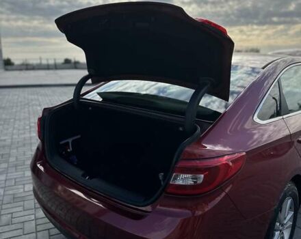 Красный Хендай Соната, объемом двигателя 2.36 л и пробегом 130 тыс. км за 10500 $, фото 14 на Automoto.ua