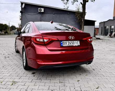Червоний Хендай Соната, об'ємом двигуна 2.4 л та пробігом 170 тис. км за 9999 $, фото 6 на Automoto.ua