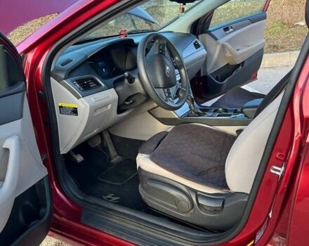 Червоний Хендай Соната, об'ємом двигуна 2.4 л та пробігом 218 тис. км за 9300 $, фото 21 на Automoto.ua