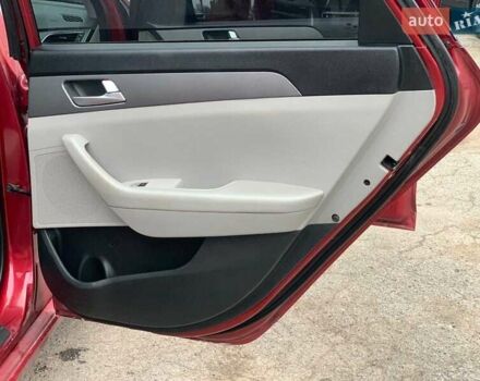 Червоний Хендай Соната, об'ємом двигуна 2.4 л та пробігом 150 тис. км за 9080 $, фото 20 на Automoto.ua