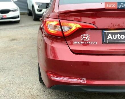 Червоний Хендай Соната, об'ємом двигуна 2.4 л та пробігом 150 тис. км за 9080 $, фото 10 на Automoto.ua