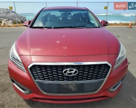 Хендай Соната 2015 в Львове на Automoto.ua Красный Хендай Соната, объемом двигателя 2 л и пробегом 140 тыс. км за 1600 $, фото 4 на Automoto.ua