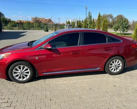 Красный Хендай Соната, объемом двигателя 2.4 л и пробегом 107 тыс. км за 9000 $, фото 3 на Automoto.ua