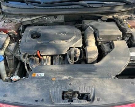 Красный Хендай Соната, объемом двигателя 2.4 л и пробегом 170 тыс. км за 9000 $, фото 17 на Automoto.ua