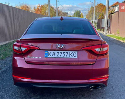 Хендай Соната 2015 в Киеве на Automoto.ua Красный Хендай Соната, объемом двигателя 2.36 л и пробегом 200 тыс. км за 8400 $, фото 6 на Automoto.ua