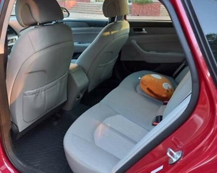 Красный Хендай Соната, объемом двигателя 2 л и пробегом 121 тыс. км за 14000 $, фото 15 на Automoto.ua