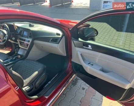 Красный Хендай Соната, объемом двигателя 2.4 л и пробегом 170 тыс. км за 9000 $, фото 8 на Automoto.ua