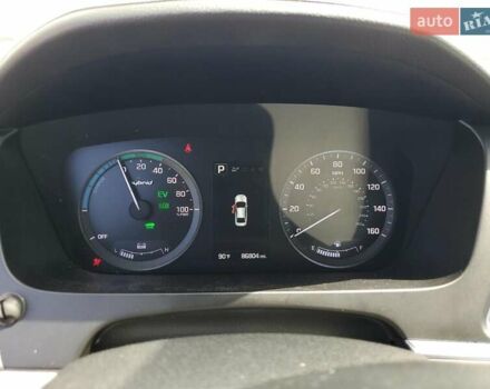 Хендай Соната 2015 в Львове на Automoto.ua Красный Хендай Соната, объемом двигателя 2 л и пробегом 140 тыс. км за 1600 $, фото 8 на Automoto.ua