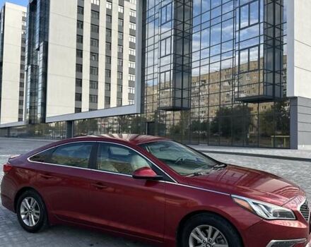 Красный Хендай Соната, объемом двигателя 2.36 л и пробегом 130 тыс. км за 10500 $, фото 3 на Automoto.ua