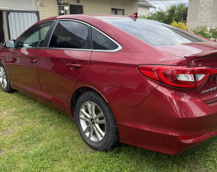Красный Хендай Соната, объемом двигателя 1.6 л и пробегом 70 тыс. км за 12000 $, фото 5 на Automoto.ua