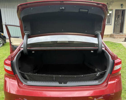 Красный Хендай Соната, объемом двигателя 1.6 л и пробегом 70 тыс. км за 12000 $, фото 10 на Automoto.ua