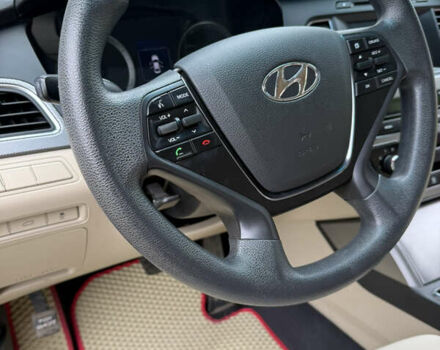 Красный Хендай Соната, объемом двигателя 1.6 л и пробегом 70 тыс. км за 12000 $, фото 15 на Automoto.ua