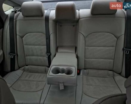 Красный Хендай Соната, объемом двигателя 2.36 л и пробегом 201 тыс. км за 9000 $, фото 12 на Automoto.ua