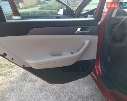 Червоний Хендай Соната, об'ємом двигуна 2.36 л та пробігом 168 тис. км за 9999 $, фото 6 на Automoto.ua