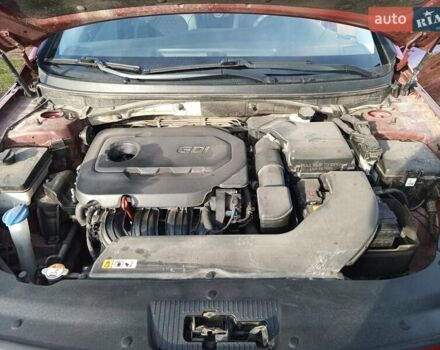 Червоний Хендай Соната, об'ємом двигуна 2.36 л та пробігом 168 тис. км за 9999 $, фото 12 на Automoto.ua