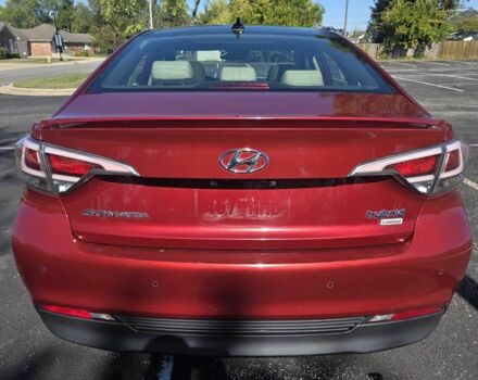 Красный Хендай Соната, объемом двигателя 2 л и пробегом 60 тыс. км за 11000 $, фото 4 на Automoto.ua