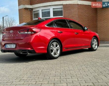 Красный Хендай Соната, объемом двигателя 2.4 л и пробегом 77 тыс. км за 13999 $, фото 1 на Automoto.ua