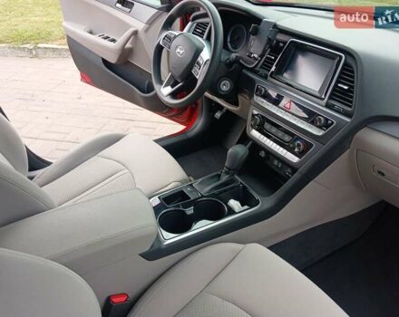 Червоний Хендай Соната, об'ємом двигуна 2.4 л та пробігом 79 тис. км за 12100 $, фото 37 на Automoto.ua
