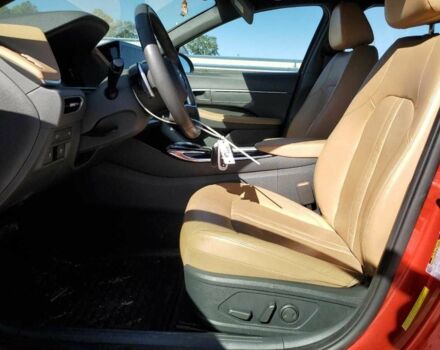 Красный Хендай Соната, объемом двигателя 1.6 л и пробегом 48 тыс. км за 4000 $, фото 6 на Automoto.ua