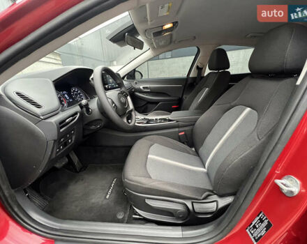 Червоний Хендай Соната, об'ємом двигуна 2.5 л та пробігом 62 тис. км за 19200 $, фото 12 на Automoto.ua