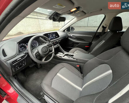 Червоний Хендай Соната, об'ємом двигуна 2.5 л та пробігом 62 тис. км за 19200 $, фото 13 на Automoto.ua