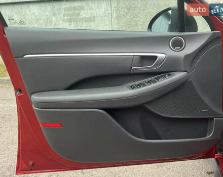 Червоний Хендай Соната, об'ємом двигуна 2.5 л та пробігом 62 тис. км за 19200 $, фото 10 на Automoto.ua