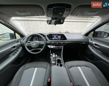 Червоний Хендай Соната, об'ємом двигуна 2.5 л та пробігом 62 тис. км за 19200 $, фото 15 на Automoto.ua