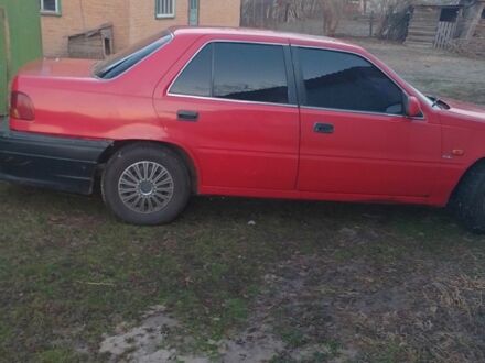 Червоний Хендай Соната, об'ємом двигуна 1.8 л та пробігом 235 тис. км за 1000 $, фото 1 на Automoto.ua