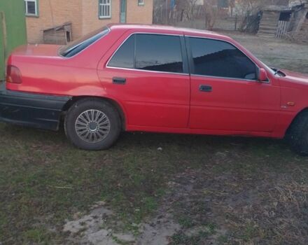 Красный Хендай Соната, объемом двигателя 1.8 л и пробегом 235 тыс. км за 1000 $, фото 1 на Automoto.ua