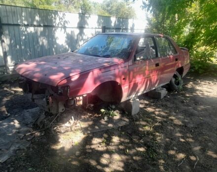 Красный Хендай Соната, объемом двигателя 0 л и пробегом 1000 тыс. км за 100 $, фото 1 на Automoto.ua