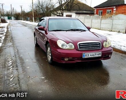 Красный Хендай Соната, объемом двигателя 2 л и пробегом 340 тыс. км за 2700 $, фото 1 на Automoto.ua