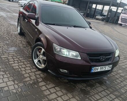 Червоний Хендай Соната, об'ємом двигуна 2.4 л та пробігом 302 тис. км за 6000 $, фото 1 на Automoto.ua
