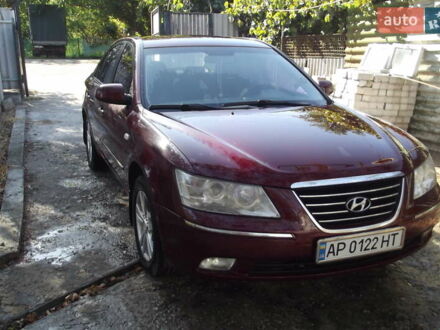 Хендай Соната 2008 у Запоріжжя на Automoto.ua Червоний Хендай Соната, об'ємом двигуна 2 л та пробігом 200 тис. км за 5100 $, фото 1 на Automoto.ua