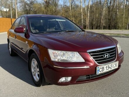 Хендай Соната 2008 у Чернігові на Automoto.ua Червоний Хендай Соната, об'ємом двигуна 2 л та пробігом 177 тис. км за 5850 $, фото 1 на Automoto.ua