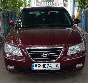 Хендай Соната 2008 у Запоріжжя на Automoto.ua Червоний Хендай Соната, об'ємом двигуна 2 л та пробігом 258 тис. км за 7000 $, фото 1 на Automoto.ua