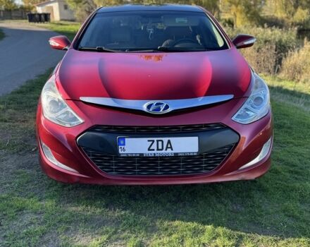Красный Хендай Соната, объемом двигателя 2.4 л и пробегом 255 тыс. км за 8750 $, фото 1 на Automoto.ua