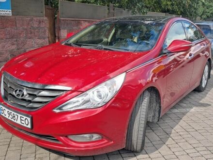 Хендай Соната 2012 в Львове на Automoto.ua Красный Хендай Соната, объемом двигателя 2.4 л и пробегом 170 тыс. км за 8700 $, фото 1 на Automoto.ua