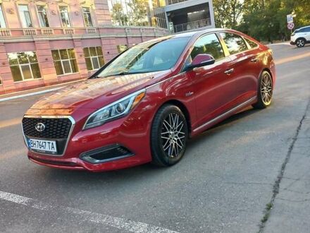 Червоний Хендай Соната, об'ємом двигуна 2 л та пробігом 121 тис. км за 14000 $, фото 1 на Automoto.ua