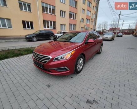 Красный Хендай Соната, объемом двигателя 2.36 л и пробегом 125 тыс. км за 9700 $, фото 1 на Automoto.ua